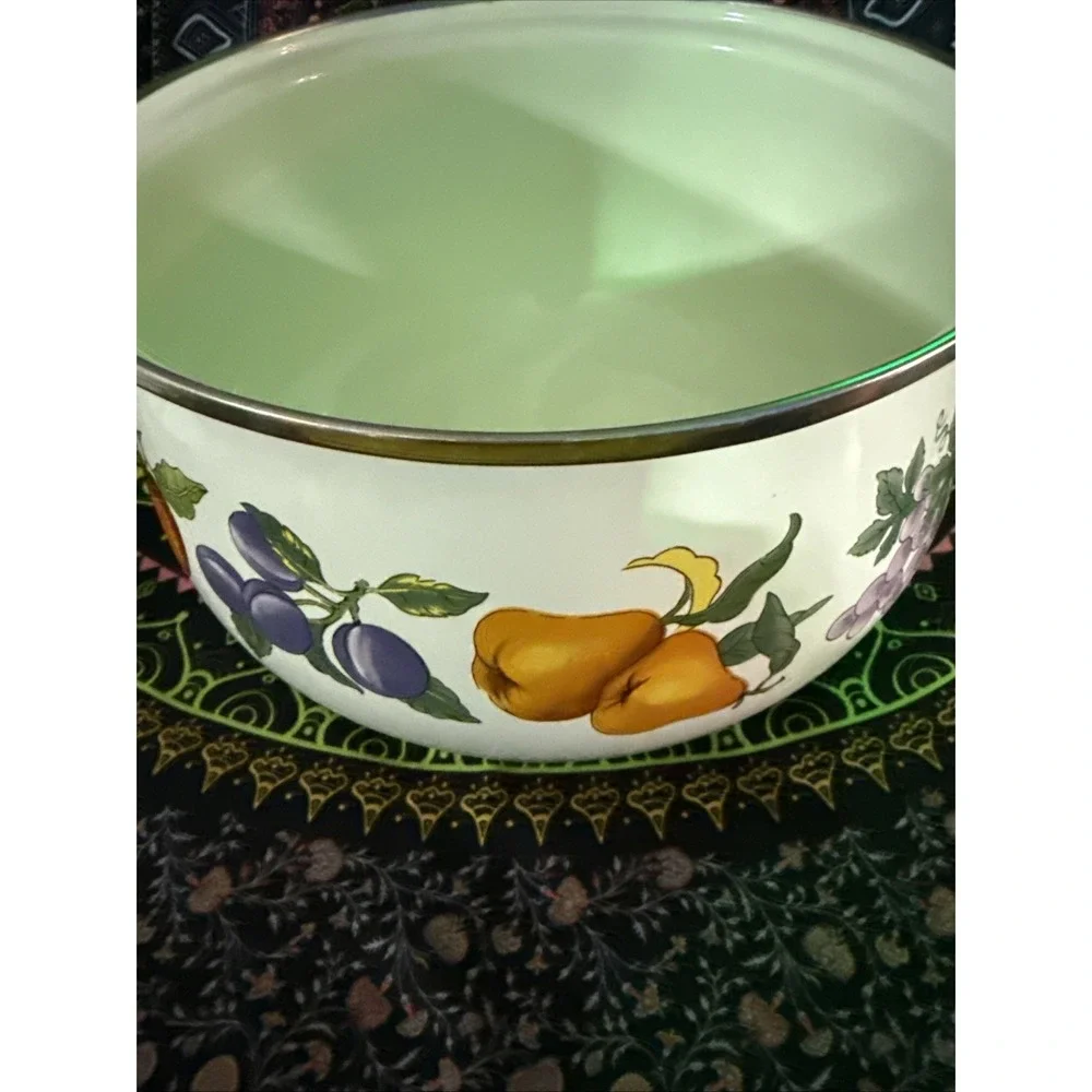 Vintage Tabletops Unlimited‎ 